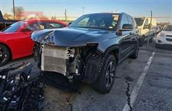 جیپ گراند شیرۆکی